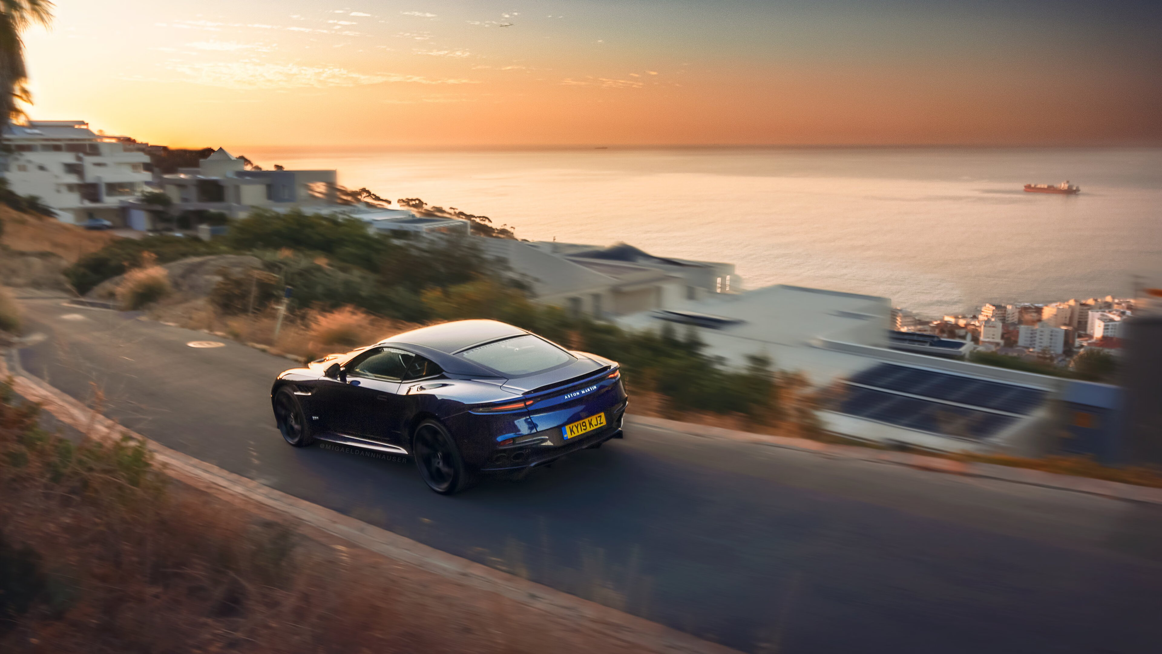 凤凰城烈焰焚敌阵，范弗利特末节定乾坤